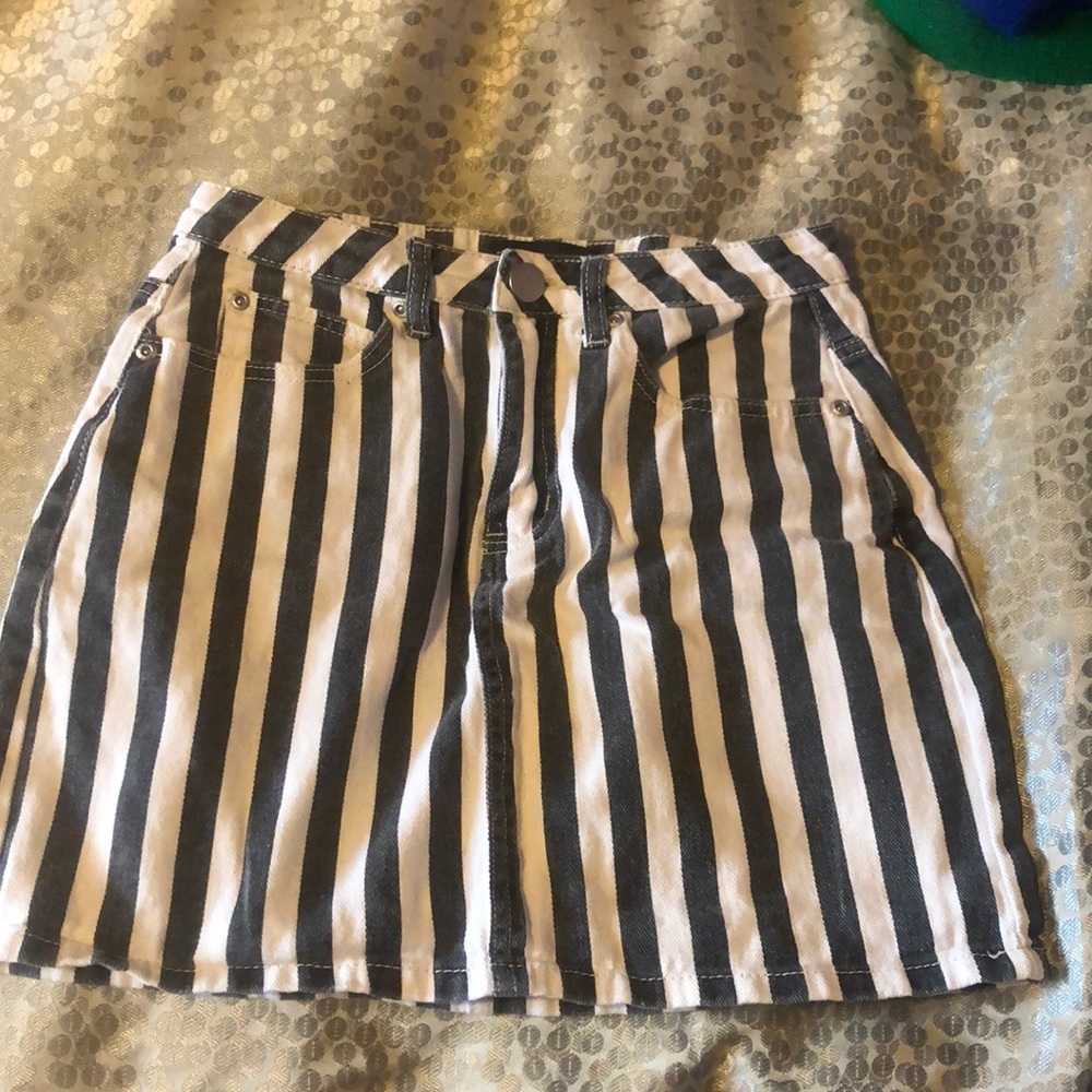 Striped denim skirt